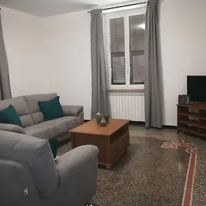 La Casa Di Via Defferrari Noli